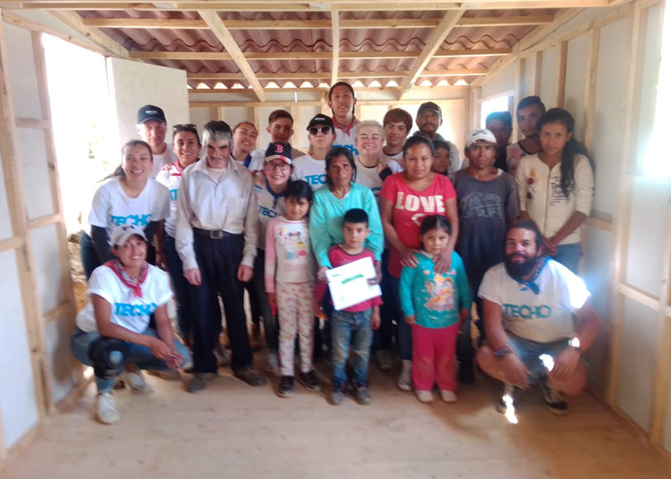 Voluntario Techo